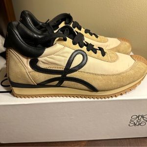 LOEWE Women’s Flow Runner Sneakers 39
